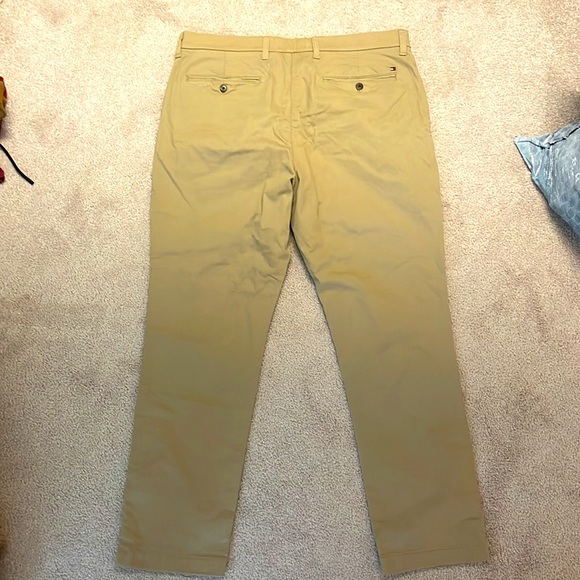Tan Tommy Hilfiger slim fit chino pants! - Picture 2 of 2